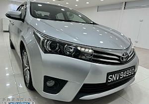 Toyota Corolla Altis 1.6L CVT Elegance LED Keyless REV Cam 2015 Silver